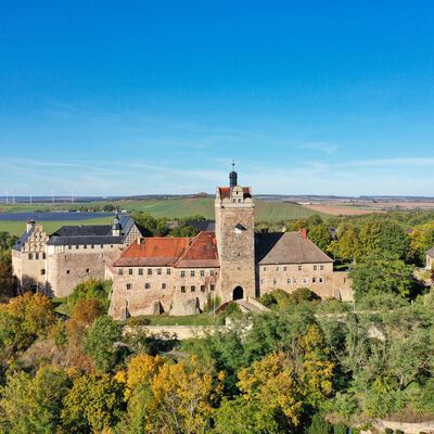 Bild vergrößern: Drohnenaufnahme vom Schloss Allstedt